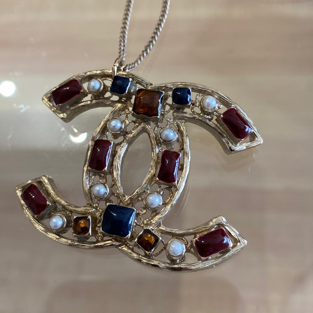 Authentic Chanel CC necklace made from authentic shoes